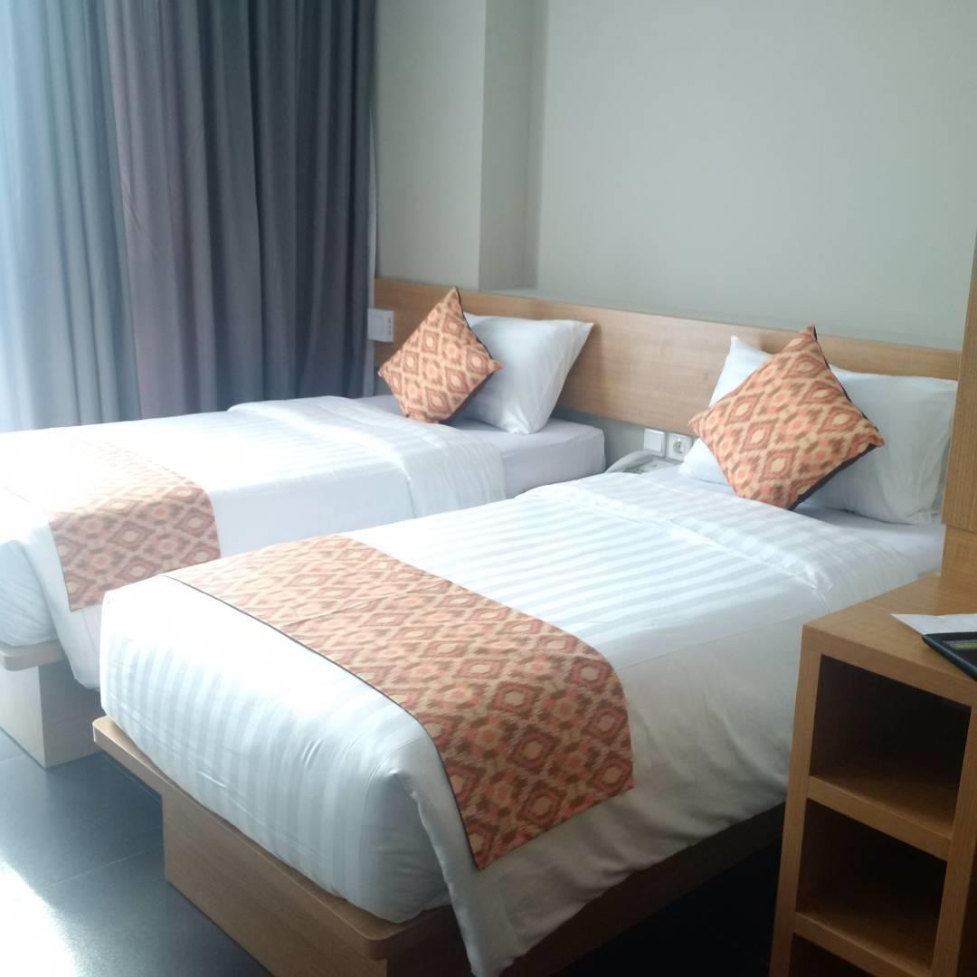 Maple Hotel Grogol Jakarta Eksteriør billede