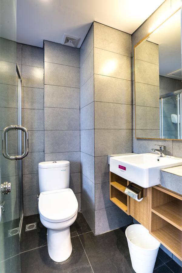 Maple Hotel Grogol Jakarta Eksteriør billede